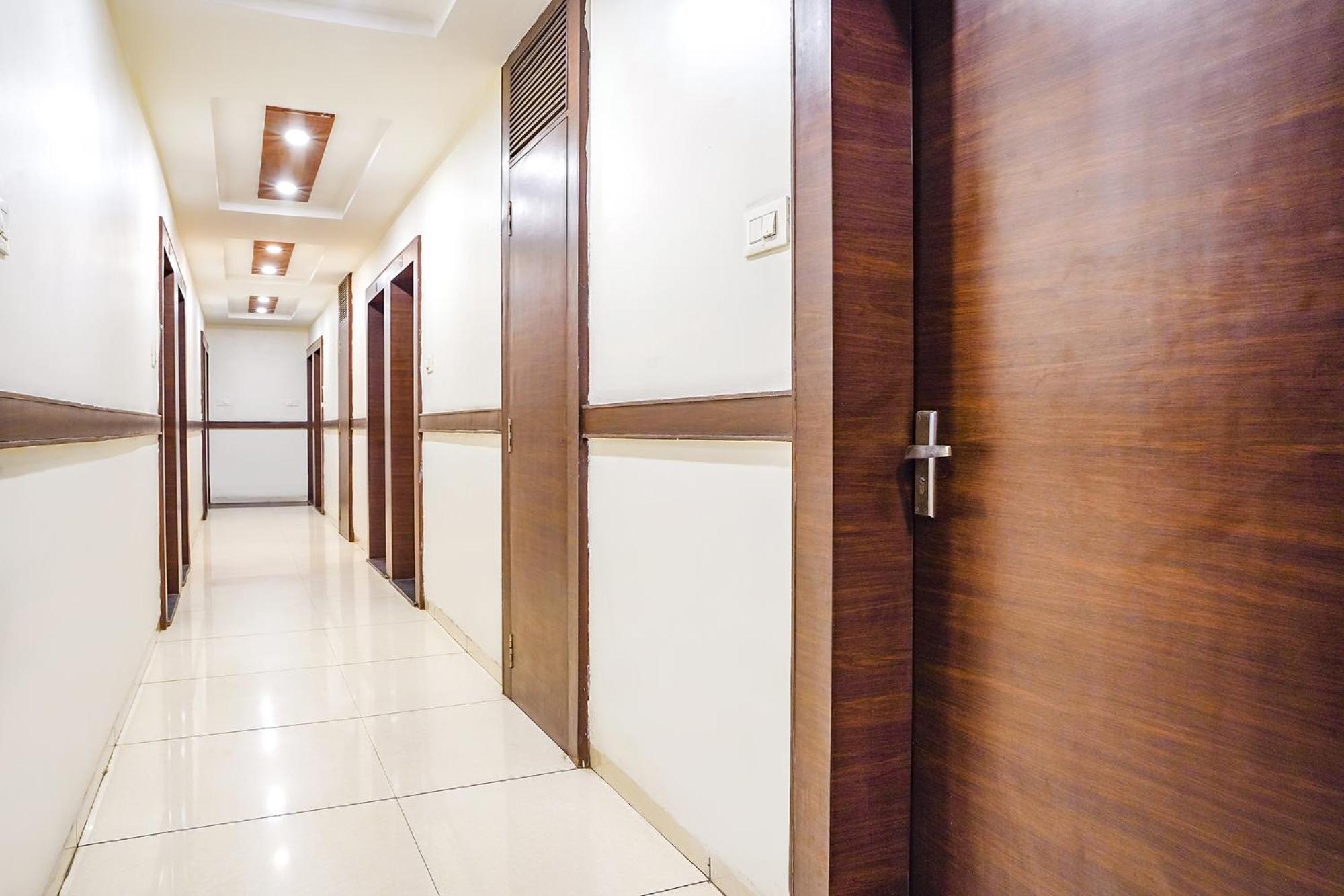Treebo Hotel Ashirwad Bhopal Eksteriør billede